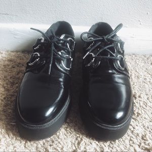 Black chunky shoes.